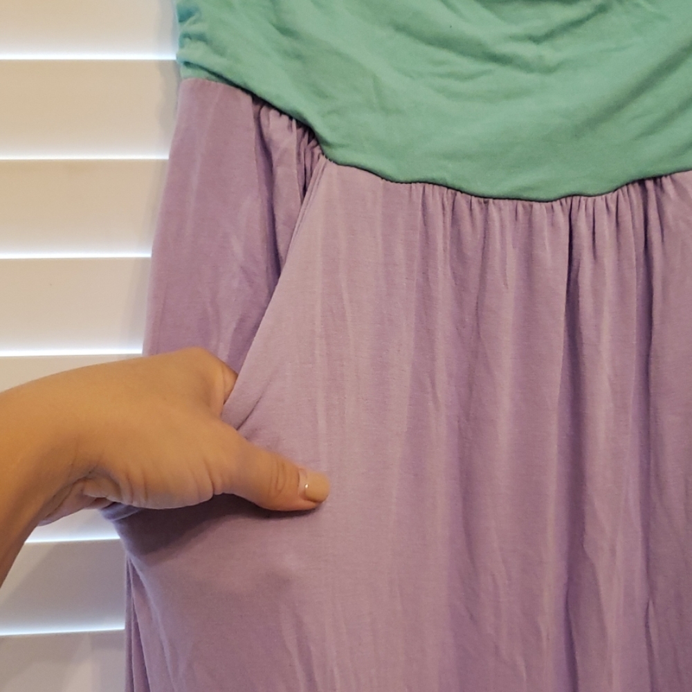 Dress - Picture 4 of 5